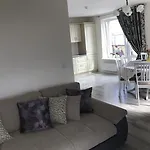 Apartman Bangu Apartamentai *