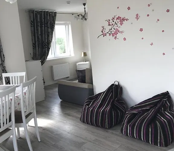 Bangu Apartamentai דירה *